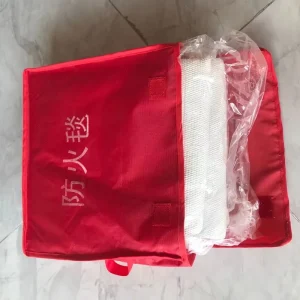 CE Fiberglass Fireproof Fire Blanket for Welding Metallurgy Glass Industry Car Rescue