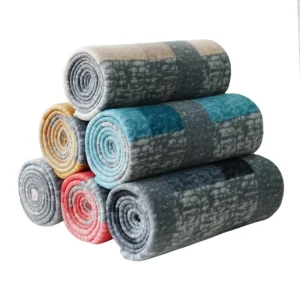 High Quality All Season Thickened Warm Ultra Plush Nap Plain Dyed Double sided 100% Polyester European American Style Blanket